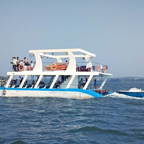 Boat Dance In Goa | Yacht in Goa – NEBD
